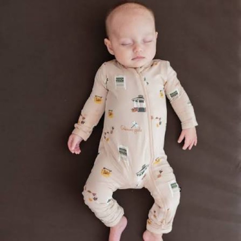 Kyte BABY zipper romper - Gilmore Girls Light Brown - Picture 2 of 5